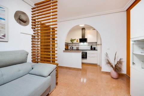 Apartment for sale in Torrevieja, Alicante, Spain 1 bedroom, 58 sq.m. No. 184268 - photo 11