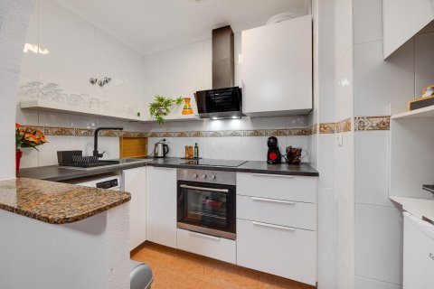 Apartment for sale in Torrevieja, Alicante, Spain 1 bedroom, 58 sq.m. No. 184268 - photo 13
