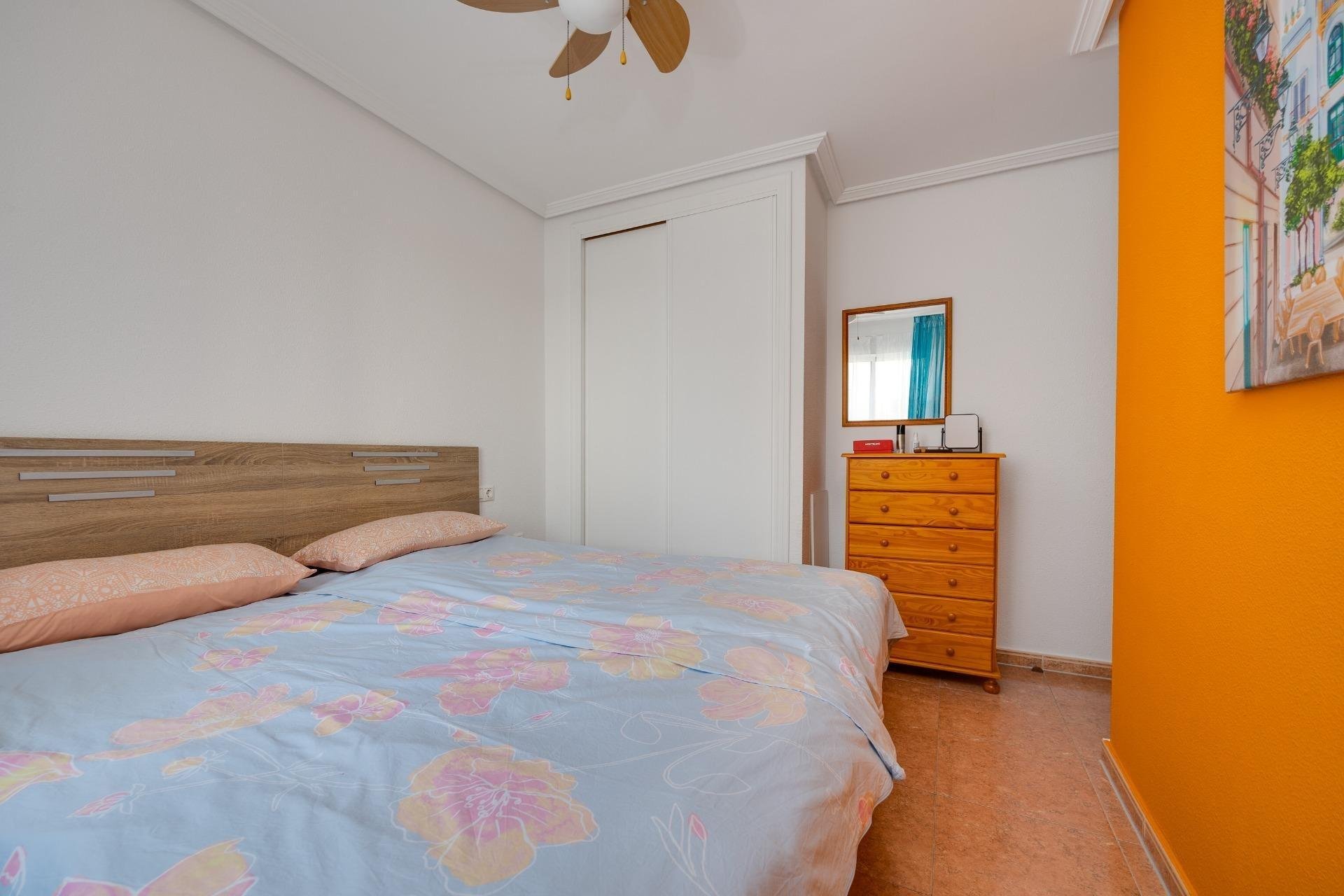 Appartamento a Torrevieja, Alicante, Spagna 1 camera da letto, 58 mq. N° 184268