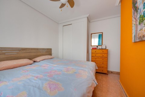 Apartment for sale in Torrevieja, Alicante, Spain 1 bedroom, 58 sq.m. No. 184268 - photo 16