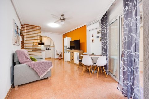 Apartment for sale in Torrevieja, Alicante, Spain 1 bedroom, 58 sq.m. No. 184268 - photo 7