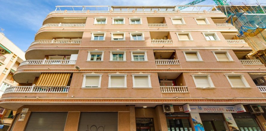 Apartment in Torrevieja, Alicante, Spain 1 bedroom, 58 sq.m. No. 184268