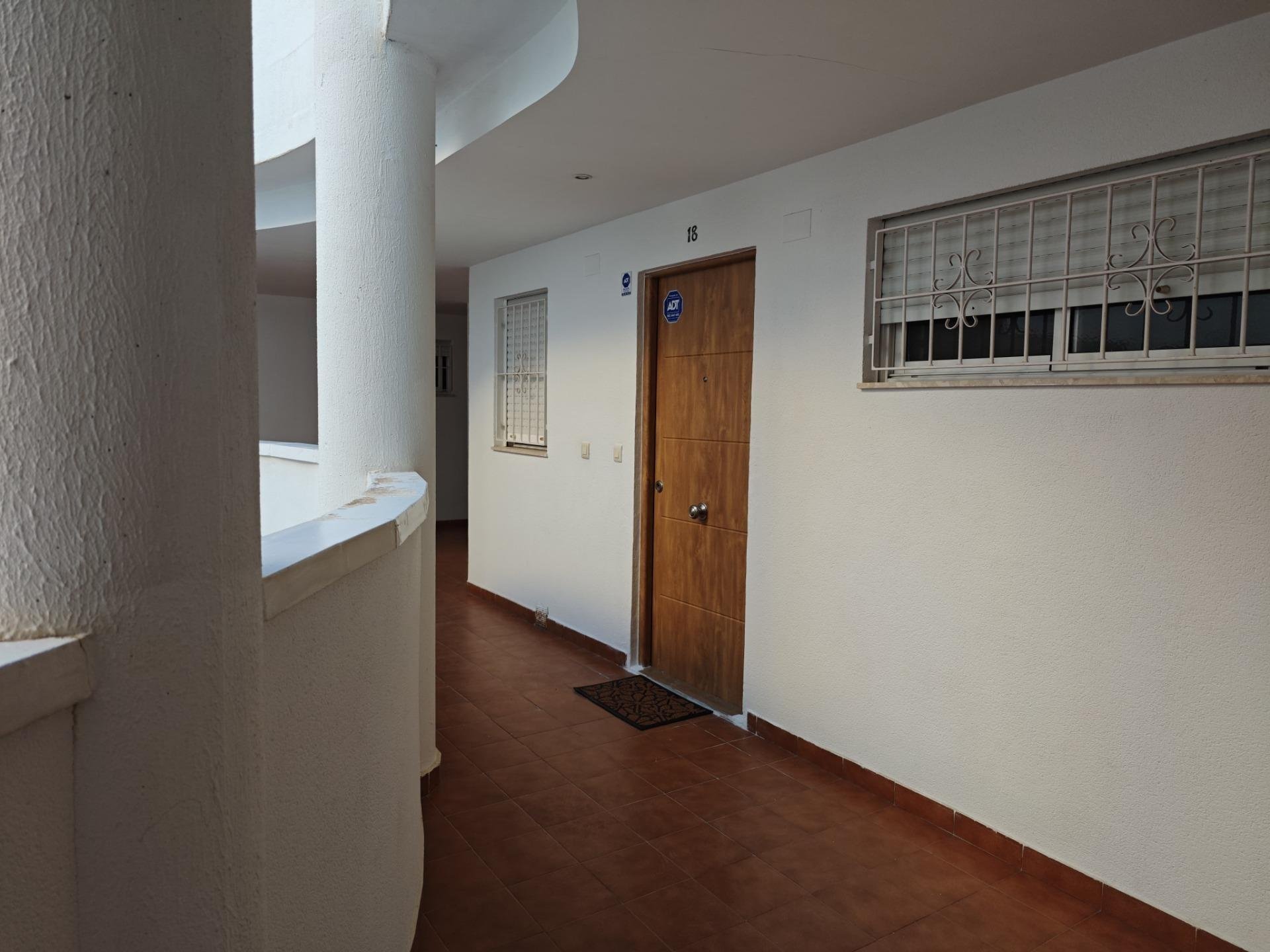 Apartment à Torrevieja, Alicante, Espagne 2 chambres, 65 m2 No. 184273