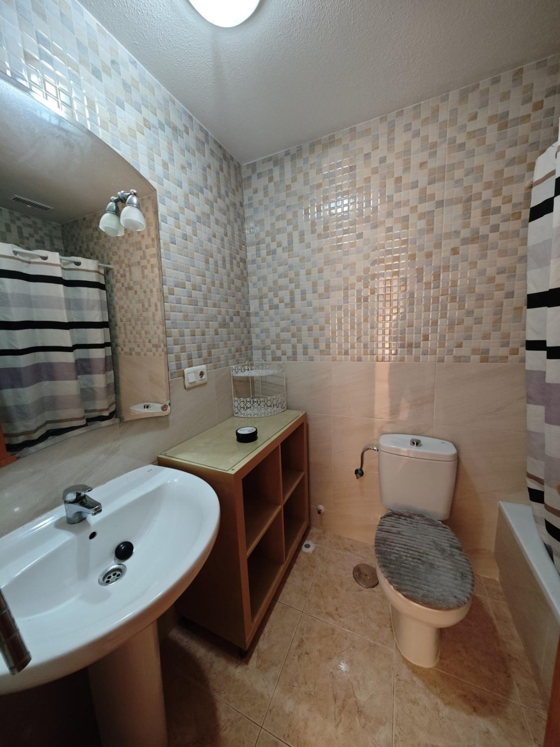 Apartment à Torrevieja, Alicante, Espagne 2 chambres, 65 m2 No. 184273