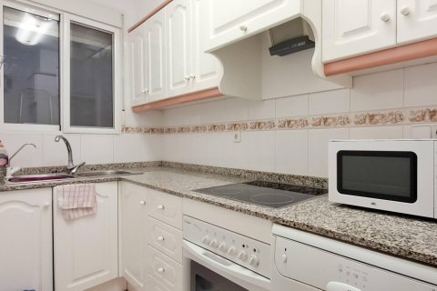Apartment for sale in Torrevieja, Alicante, Spain 2 bedrooms, 67 sq.m. No. 184274 - photo 13