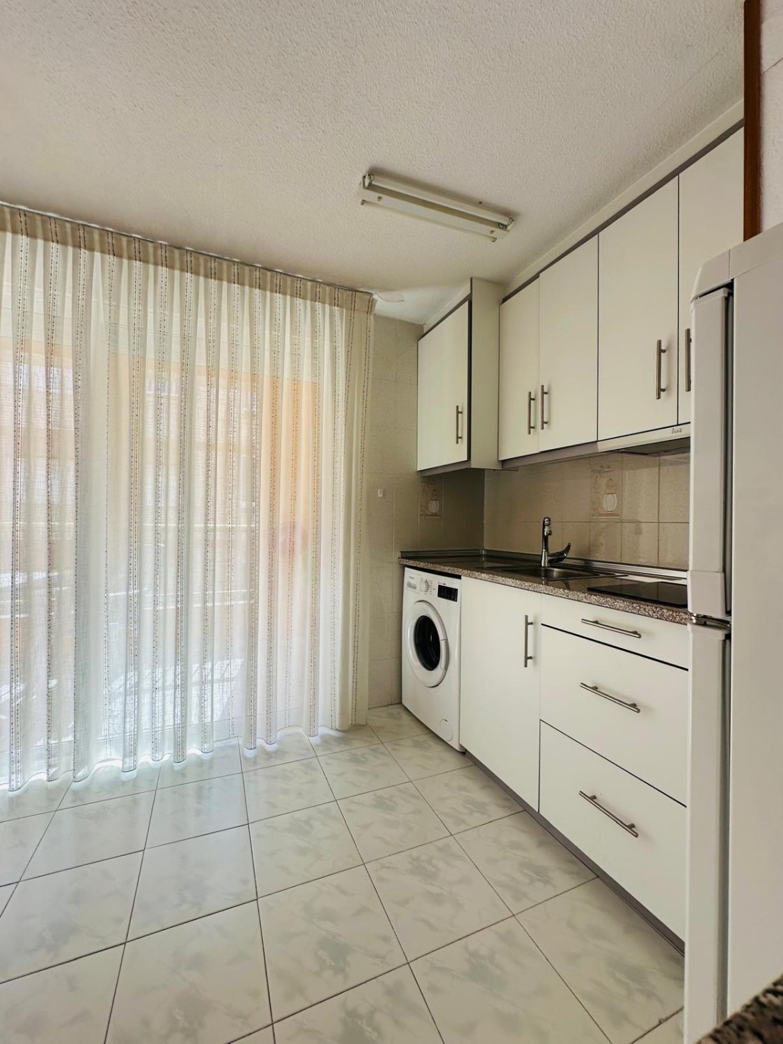 Apartment à Torrevieja, Alicante, Espagne 2 chambres, 72 m2 No. 184269