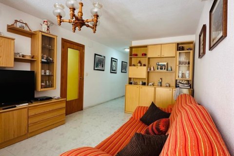 Apartment for sale in Torrevieja, Alicante, Spain 2 bedrooms, 72 sq.m. No. 184269 - photo 12