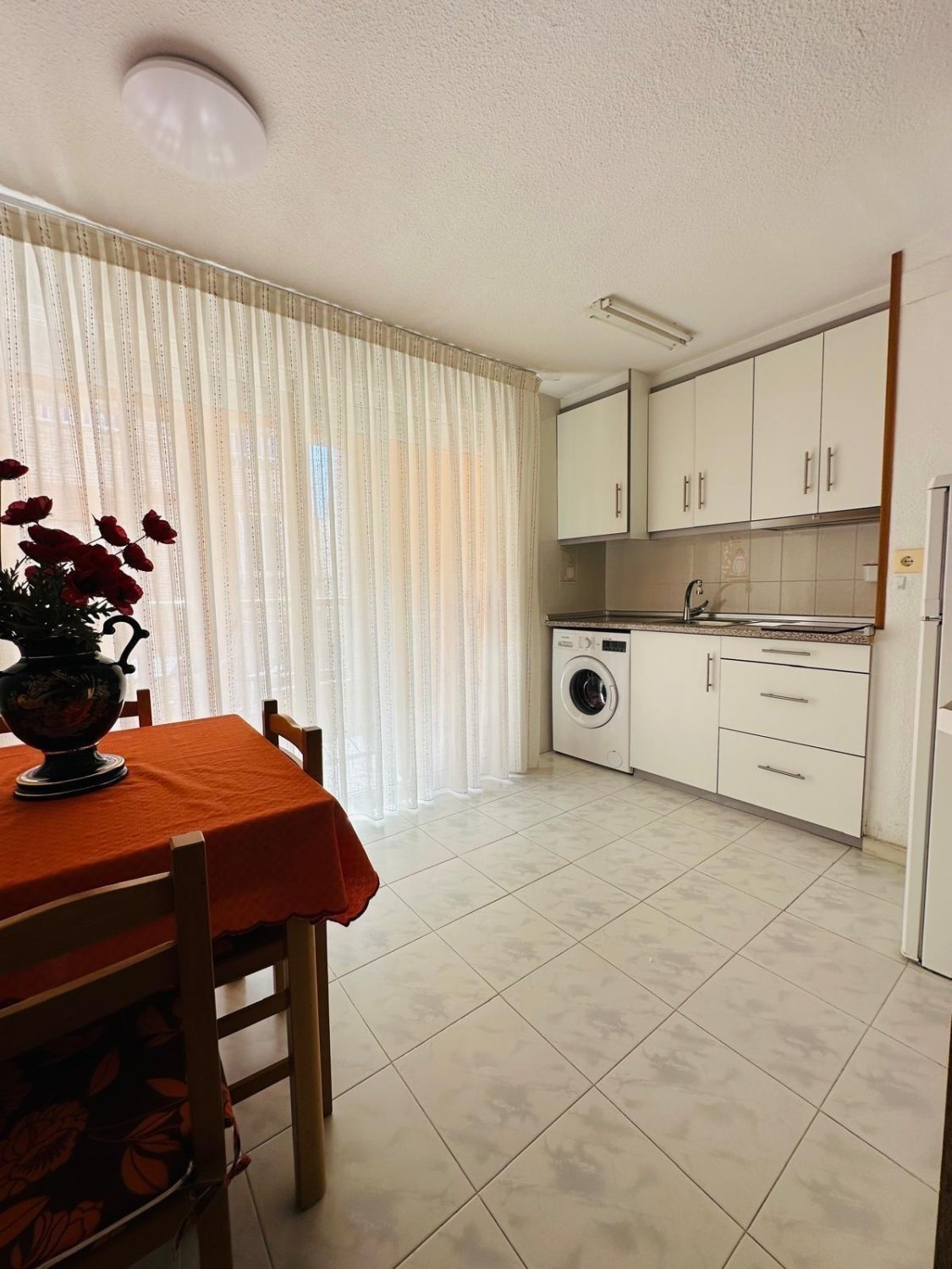 Apartment à Torrevieja, Alicante, Espagne 2 chambres, 72 m2 No. 184269