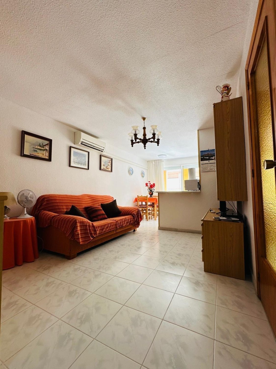 Apartment à Torrevieja, Alicante, Espagne 2 chambres, 72 m2 No. 184269