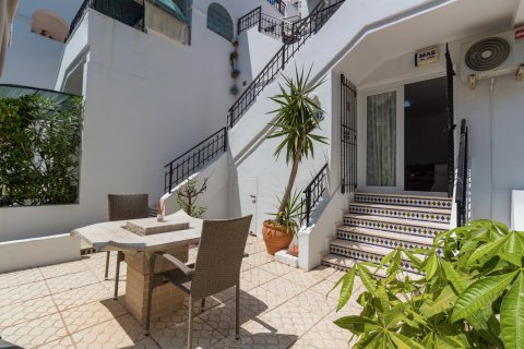 Townhouse for sale in Alicante, Spain 4 bedrooms, 142 sq.m. No. 193169 - photo 23