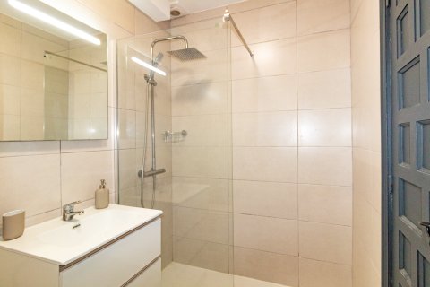Townhouse for sale in Alicante, Spain 4 bedrooms, 142 sq.m. No. 193169 - photo 17