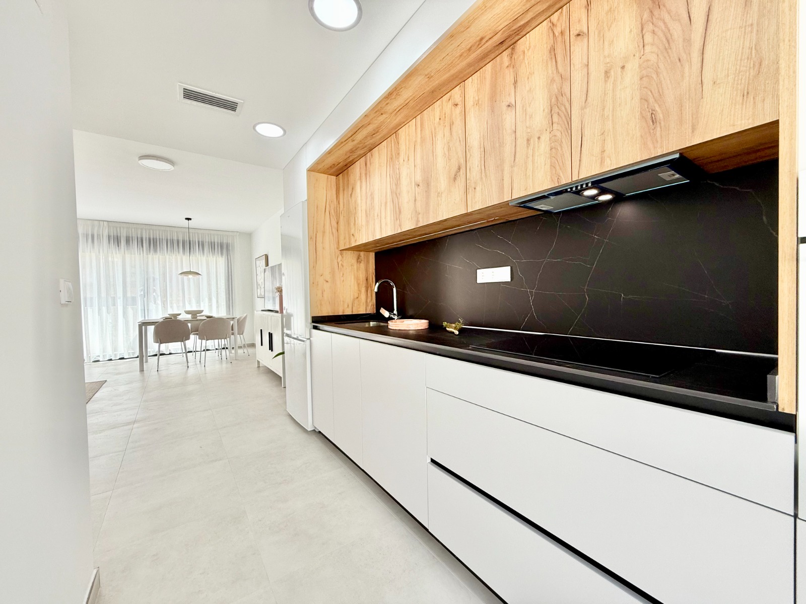 Apartment in Cox, Alicante, Spain 3 bedrooms, 117 sq.m. No. 151303