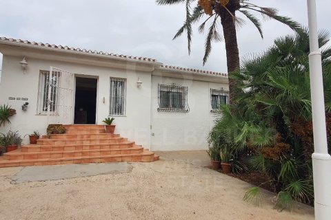 House for sale in Denia, Alicante, Spain 4 bedrooms, 150 sq.m. No. 157897 - photo 4