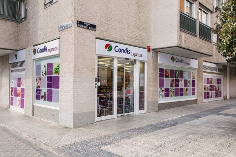 Veikals Spānijā 236 m2 Nr. 154901