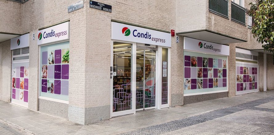 Veikals Spānijā 236 m2 Nr. 154901