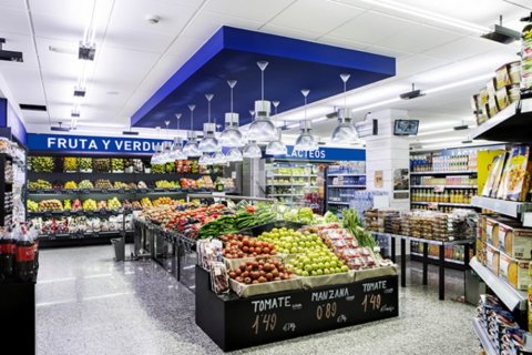 Veikals pārdošanā Spānijā 236 m2 Nr. 154901 - attēls 3