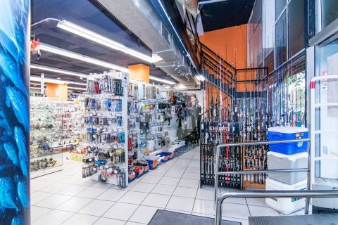 Propiedad comercial en Ciudad Vieja, Barcelona, España 685 m2 No. 154906