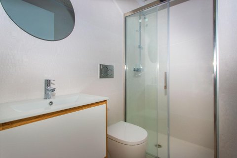 Продажа квартиры в Торревьеха, Аликанте, Испания 2 спальни, 86м2 №140392 - фото 25