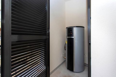 Продажа квартиры в Торревьеха, Аликанте, Испания 2 спальни, 86м2 №140392 - фото 27