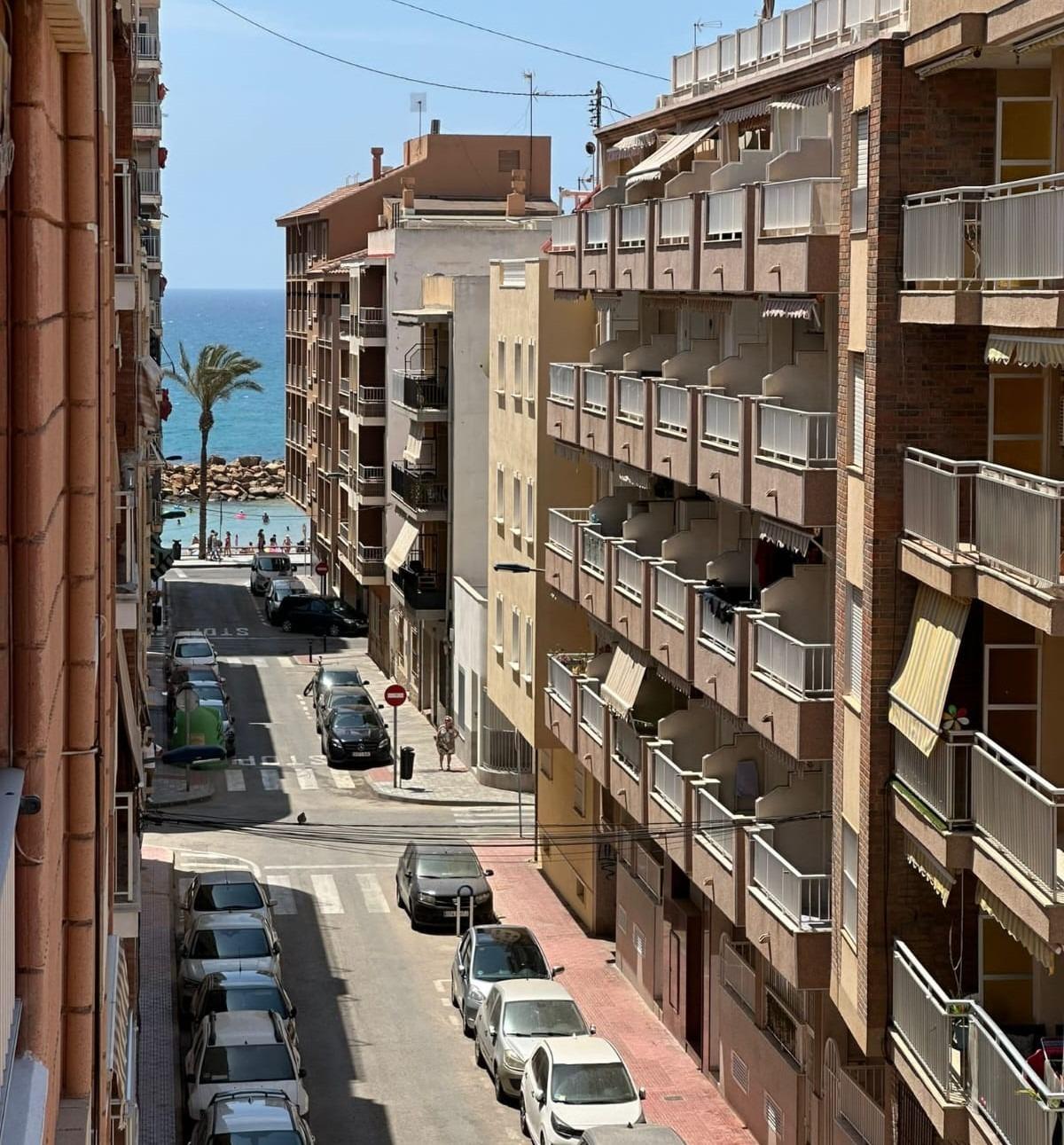 Huoneisto Torrevieja, Alicante, Espanja 2 makuuhuonetta, 86 m2 No. 140392
