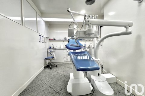 Продажа коммерческой недвижимости в Барселона, Испания 1 спальня, 184м2 №153112 - фото 12