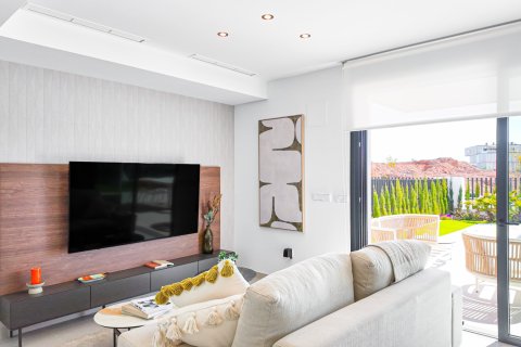 Kamienica w Torrevieja, Alicante, Hiszpania 3 sypialnie, 261 mkw. nr 147419 – zdjęcie 7