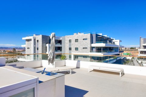 Kamienica w Torrevieja, Alicante, Hiszpania 3 sypialnie, 261 mkw. nr 147419 – zdjęcie 25