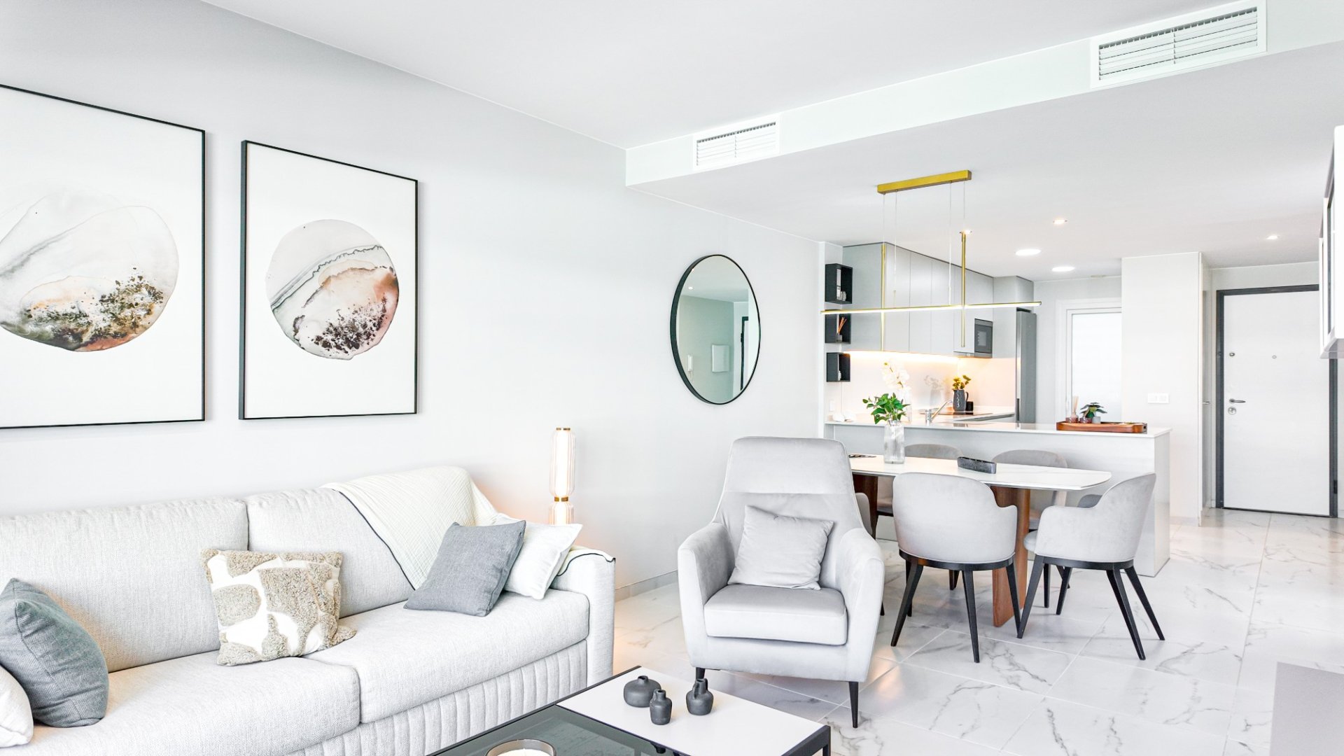 Huoneisto Torrevieja, Alicante, Espanja 2 makuuhuonetta, 98 m2 No. 147420