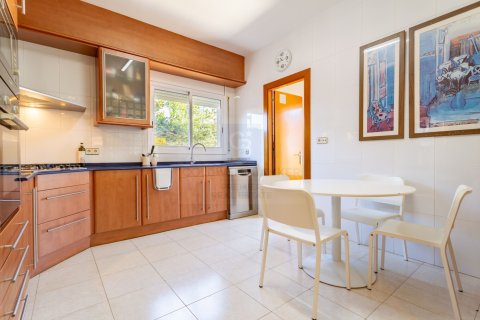 House for rent in Cambrils, Tarragona, Spain 4 bedrooms, 439 sq.m. No. 160490 - photo 26