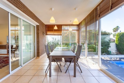 House for rent in Cambrils, Tarragona, Spain 4 bedrooms, 439 sq.m. No. 160490 - photo 5