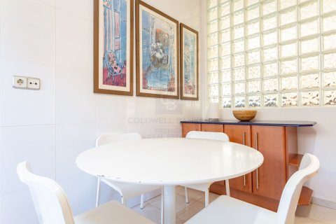 House for rent in Cambrils, Tarragona, Spain 4 bedrooms, 439 sq.m. No. 160490 - photo 6