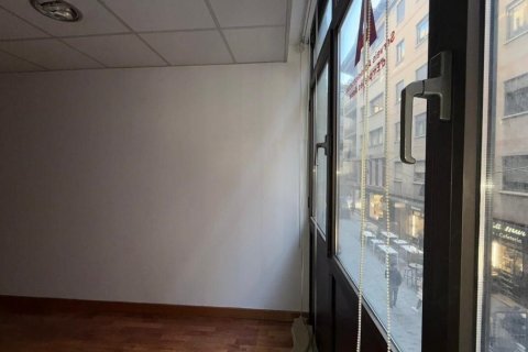 Oficina en alquiler en Principado De Andorra (Ninguna Poblacion Tiene C.P.), Lérida, España 115 m2 No. 160447 - foto 11