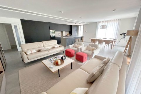 Wohnung zur Miete in Salou, Tarragona, Spanien 4 Schlafzimmer, 152 m2 Nr. 160492 - Foto 3