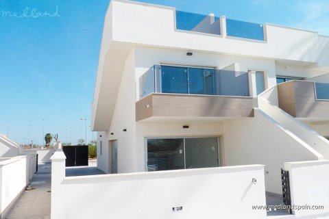 Продажа таухауса Пилар де ла Орадада, Аликанте, Испания 3 спальни, 114м2 №139642 - фото 1