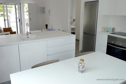 Продажа таухауса Пилар де ла Орадада, Аликанте, Испания 3 спальни, 114м2 №139642 - фото 4