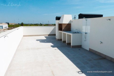Продажа таухауса Пилар де ла Орадада, Аликанте, Испания 3 спальни, 114м2 №139642 - фото 10