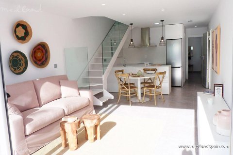 Продажа таухауса Пилар де ла Орадада, Аликанте, Испания 3 спальни, 114м2 №139642 - фото 3
