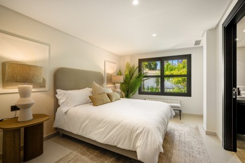 Willa w Marbella, Malaga, Hiszpania 5 sypialni, 722 mkw. nr 161960 – zdjęcie 13