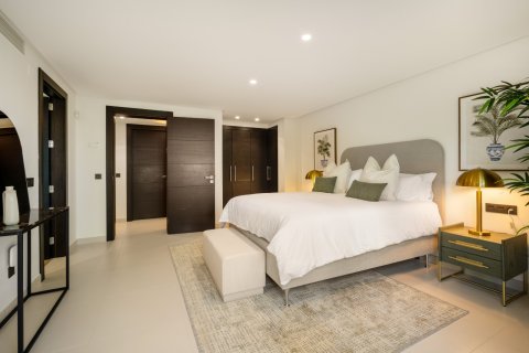 Willa w Marbella, Malaga, Hiszpania 5 sypialni, 722 mkw. nr 161960 – zdjęcie 11