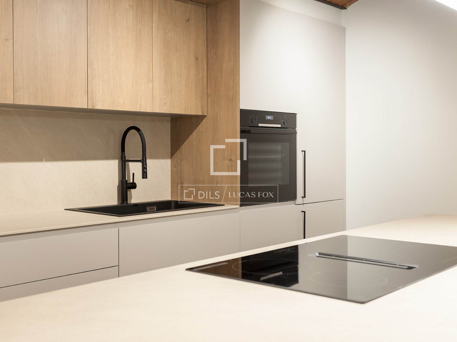 Appartamento a Barcelona, Spagna 2 camere da letto, 143 mq. N° 150541