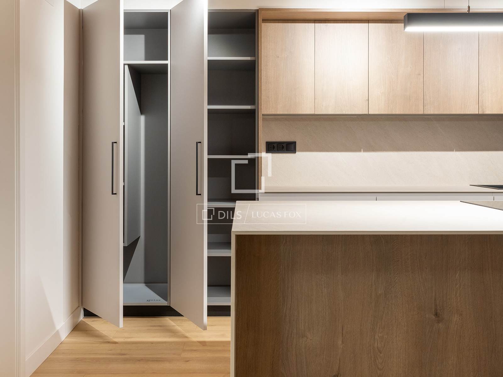 Appartamento a Barcelona, Spagna 2 camere da letto, 143 mq. N° 150541