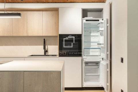 Apartment à vendre à Barcelona, Espagne, 2 chambres, 125 m2 No. 150541 - photo 8