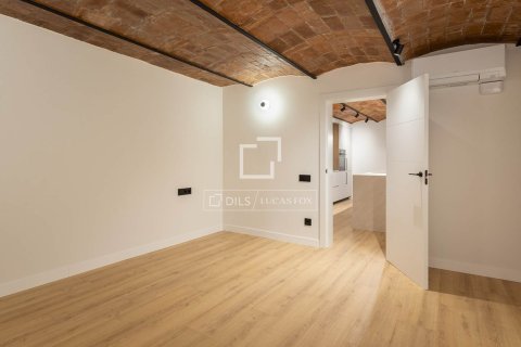 Apartment à vendre à Barcelona, Espagne, 2 chambres, 125 m2 No. 150541 - photo 17