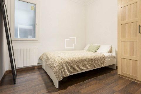 Apartment à vendre à Barcelona, Espagne, 4 chambres, 107 m2 No. 150542 - photo 14