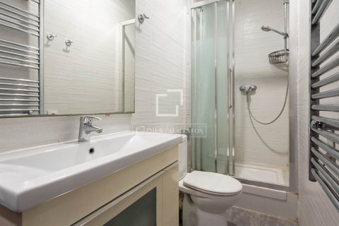 Apartment à vendre à Barcelona, Espagne, 4 chambres, 107 m2 No. 150542 - photo 29