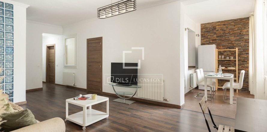 Apartment à Barcelona, Espagne 4 chambres, 107 m2 No. 150542