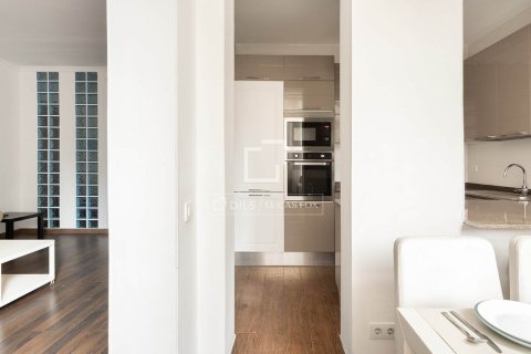 Apartment à vendre à Barcelona, Espagne, 4 chambres, 107 m2 No. 150542 - photo 12