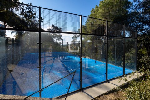 Villa for sale in Arenys de Munt, Barcelona, Spain 7 bedrooms, 346 sq.m. No. 150543 - photo 8