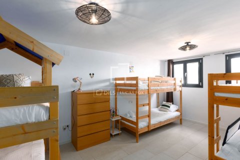 Villa for sale in Arenys de Munt, Barcelona, Spain 7 bedrooms, 346 sq.m. No. 150543 - photo 29