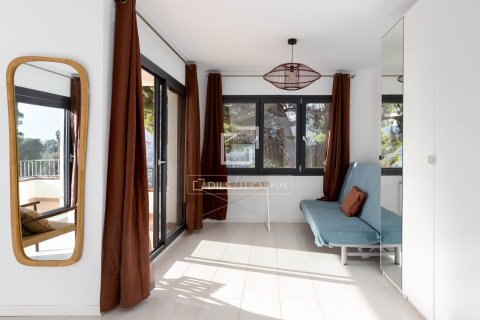 Villa for sale in Arenys de Munt, Barcelona, Spain 7 bedrooms, 346 sq.m. No. 150543 - photo 26